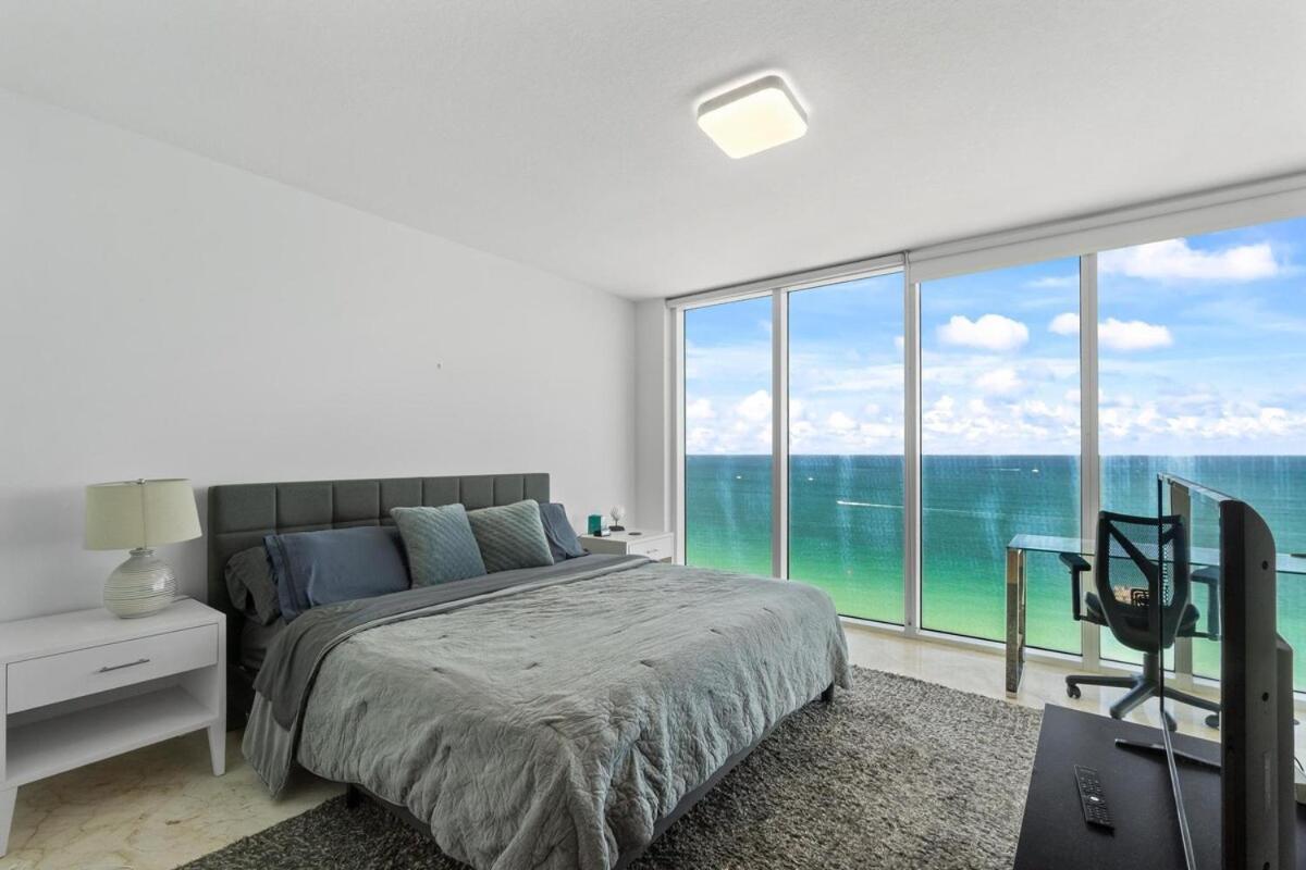 Luxury 2-Bedrooms Oceanfront Condo In Sunny Isles Sunny Isles Beach Buitenkant foto