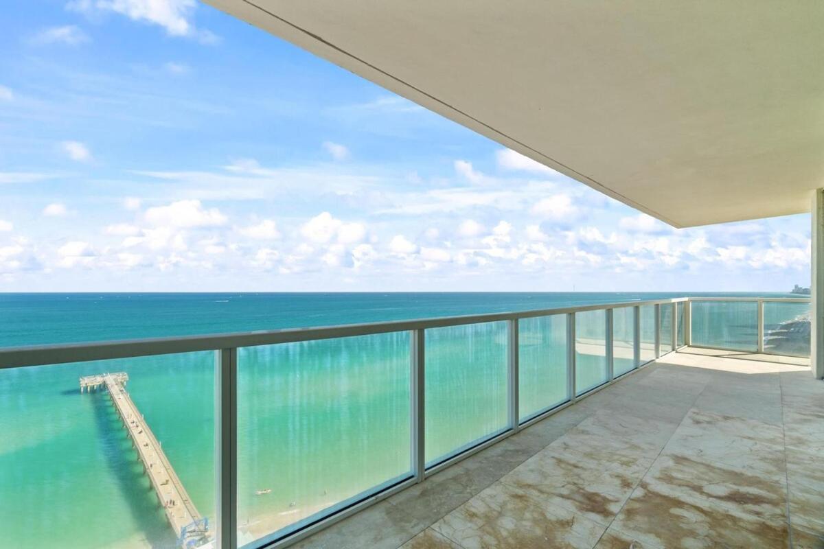 Luxury 2-Bedrooms Oceanfront Condo In Sunny Isles Sunny Isles Beach Buitenkant foto